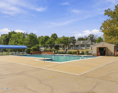 101 Beaumont Court - Photo Thumbnail 17