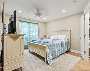101 Beaumont Court - Photo Thumbnail 10