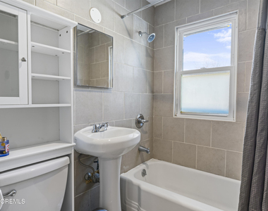 114 Chestnut Avenue - Photo Thumbnail 8