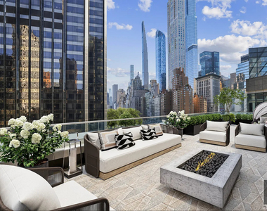 West 60th Street - Photo Thumbnail 3