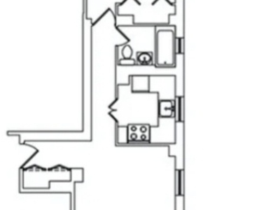 East 51st Street - Photo Thumbnail 3