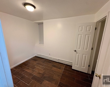 Longfellow Avenue - Photo Thumbnail 3