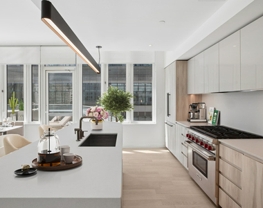 West 60th Street - Photo Thumbnail 3