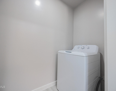 4403 E Riverside Street - Photo Thumbnail 15