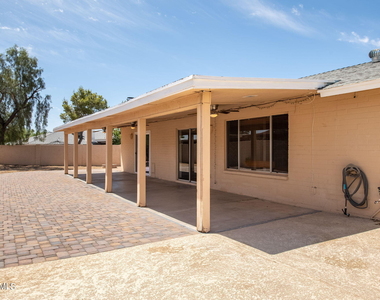 4662 W Kings Avenue - Photo Thumbnail 24