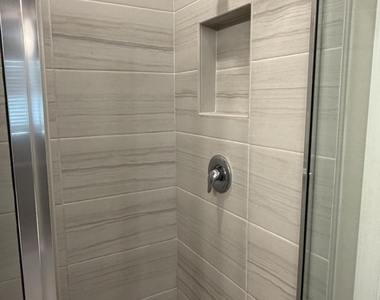 2477 W Market Place - Photo Thumbnail 8