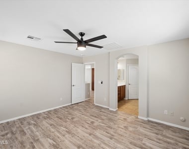 4724 E Preserve Way - Photo Thumbnail 28
