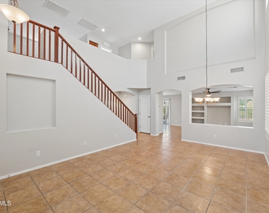 4724 E Preserve Way - Photo Thumbnail 8