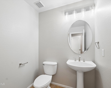 4724 E Preserve Way - Photo Thumbnail 29