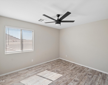 4724 E Preserve Way - Photo Thumbnail 25