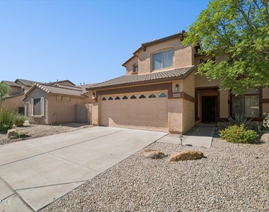 4724 E Preserve Way - Photo Thumbnail 4