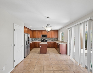 4724 E Preserve Way - Photo Thumbnail 12