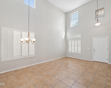 4724 E Preserve Way - Photo Thumbnail 5