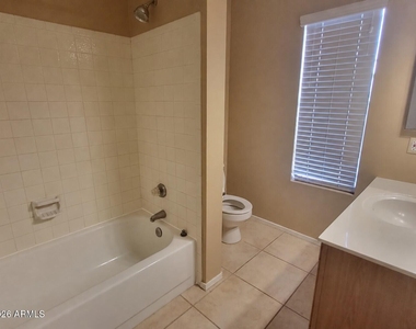 9126 W Maui Lane - Photo Thumbnail 14