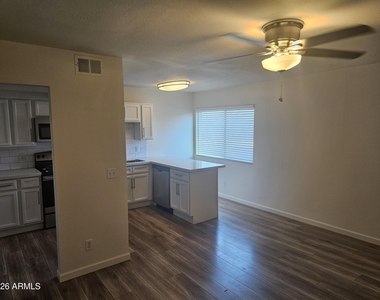 1330 E Highland Avenue - Photo Thumbnail 3