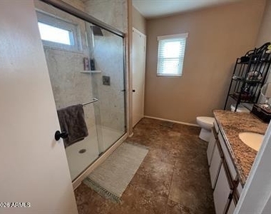 1132 W Sparrow Drive - Photo Thumbnail 15