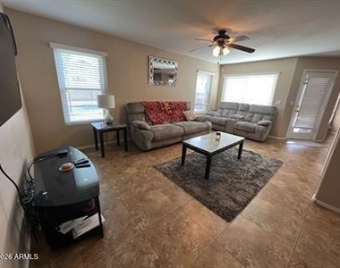 1132 W Sparrow Drive - Photo Thumbnail 5
