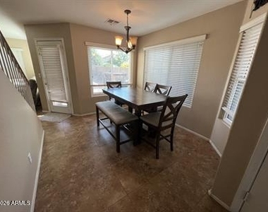 1132 W Sparrow Drive - Photo Thumbnail 3