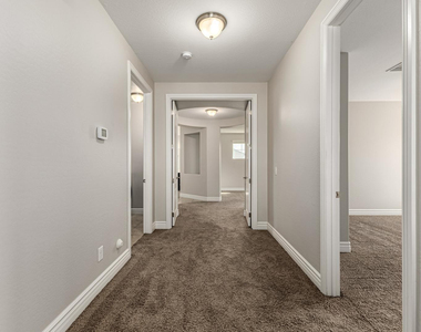 4307 E Yellowstone Place - Photo Thumbnail 25