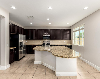 4307 E Yellowstone Place - Photo Thumbnail 46