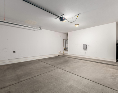 4307 E Yellowstone Place - Photo Thumbnail 22