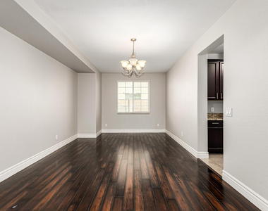 4307 E Yellowstone Place - Photo Thumbnail 23