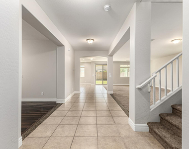 4307 E Yellowstone Place - Photo Thumbnail 15