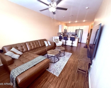 2329 E Huntington Drive - Photo Thumbnail 4