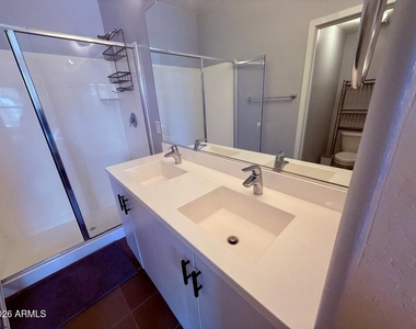2329 E Huntington Drive - Photo Thumbnail 13