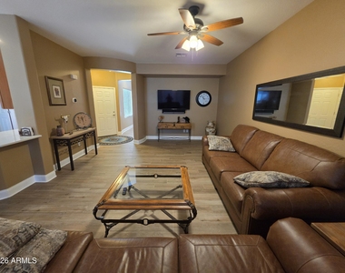 9911 E Prospector Drive - Photo Thumbnail 4