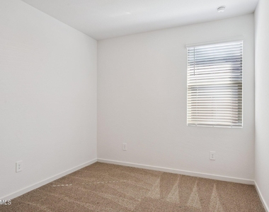 4328 W Janie Street - Photo Thumbnail 23