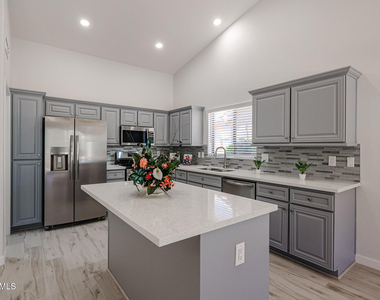14816 W Merrell Street - Photo Thumbnail 11