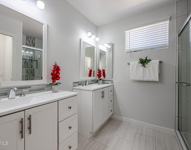 14816 W Merrell Street - Photo Thumbnail 4