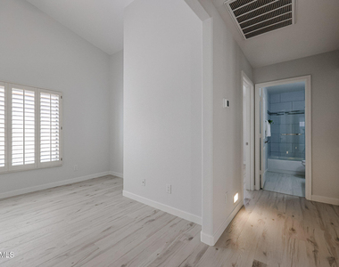 14816 W Merrell Street - Photo Thumbnail 16