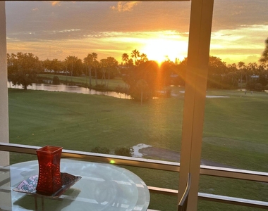 3871 Via Poinciana - Photo Thumbnail 17