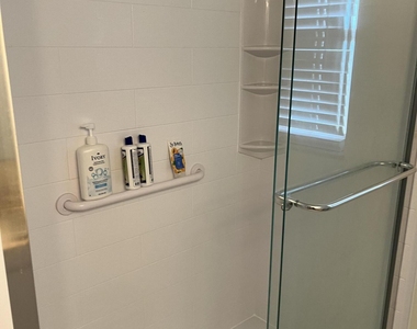 3871 Via Poinciana - Photo Thumbnail 10