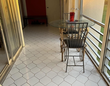 3871 Via Poinciana - Photo Thumbnail 16