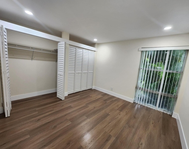 2011 Nw 46th Avenue - Photo Thumbnail 11
