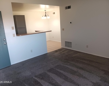 623 W Guadalupe Road - Photo Thumbnail 16