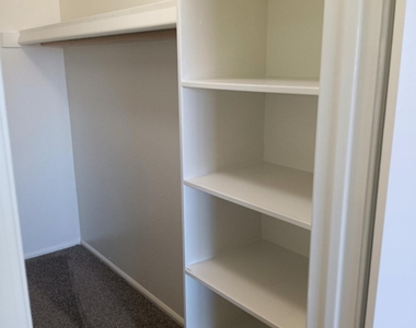 623 W Guadalupe Road - Photo Thumbnail 24