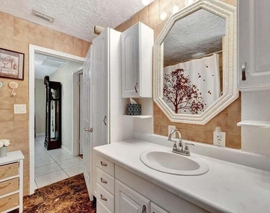 7187 Thompson Road - Photo Thumbnail 36