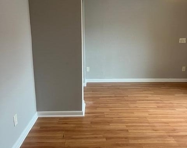 7187 Thompson Road - Photo Thumbnail 10