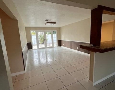 7187 Thompson Road - Photo Thumbnail 16
