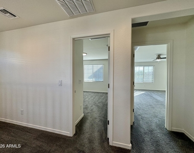 905 S Canal Drive - Photo Thumbnail 25
