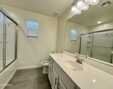 905 S Canal Drive - Photo Thumbnail 32