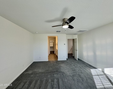 905 S Canal Drive - Photo Thumbnail 17