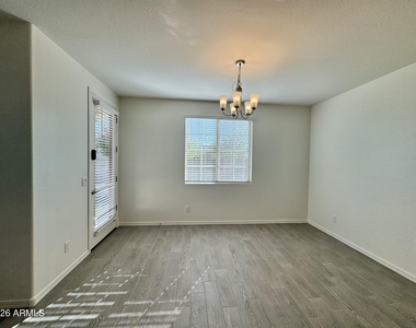 905 S Canal Drive - Photo Thumbnail 9