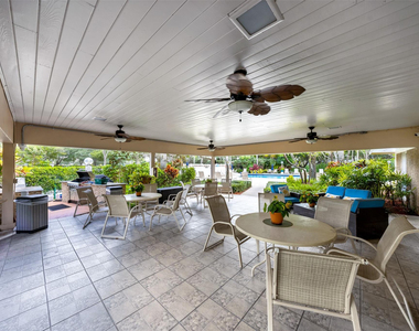 625 Oaks Drive - Photo Thumbnail 25