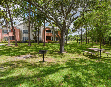1001 Crystal Way - Photo Thumbnail 35