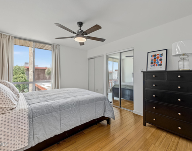 1225 E Medlock Drive - Photo Thumbnail 19
